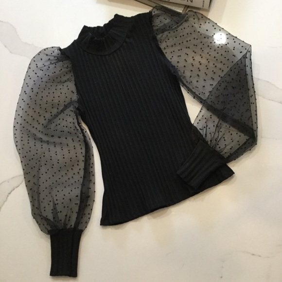 unknown Tops - Elegant Long Sleeve Blouse - Italian made